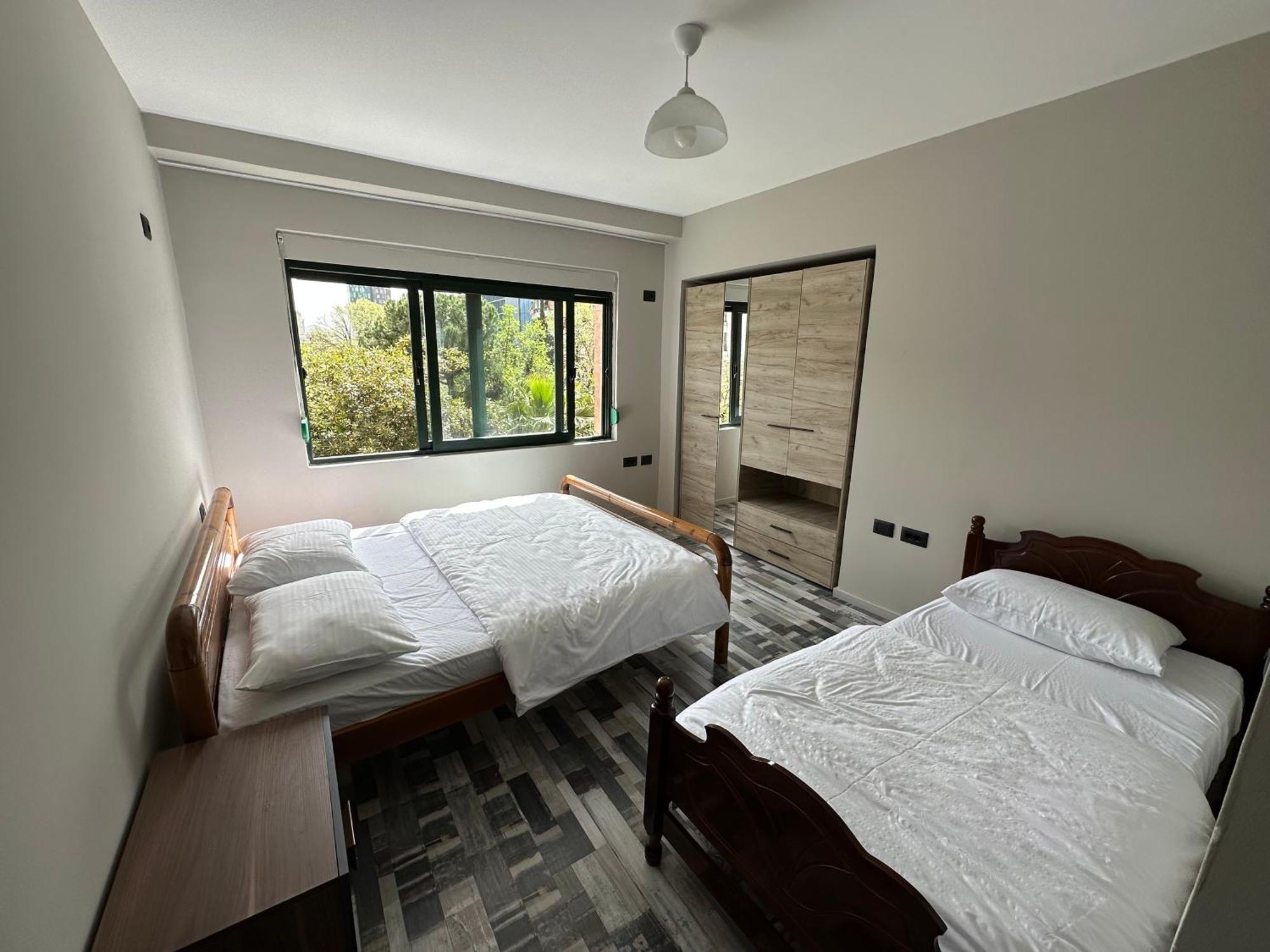 Ferienwohnung Piazza City Center Tirana Exterior foto